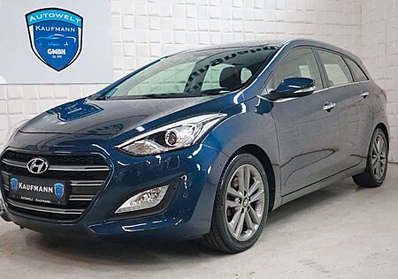 Hyundai i30 cw blue Premium,Xenon,Navi,Kamera