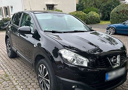 Nissan Qashqai gebraucht kaufen Nissan Qashqai 2.0 4 x CVT tekna