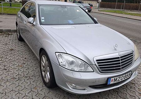 Mercedes-Benz S 320 CDI (221.022)