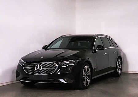 Mercedes-Benz E 300 eT AVANTGARDE Pano*AHK*Distr*HUD*Burmester