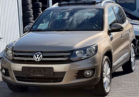 VW Tiguan Volkswagen 2.0 TDI Life BMT Panoramadach AHK