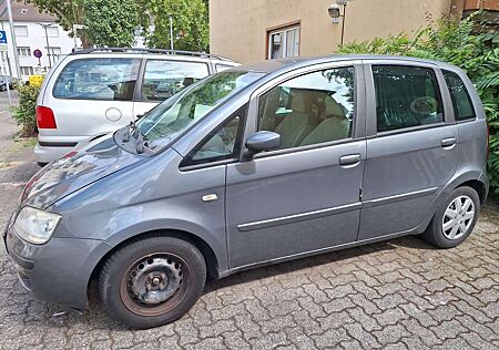 Fiat Idea 1.4 16V Class