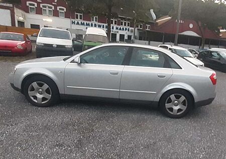 Audi A4 2.4 AUTOMATIK