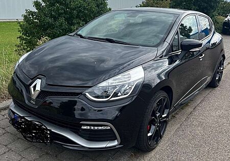 Renault Clio TCe 200 EDC Sport