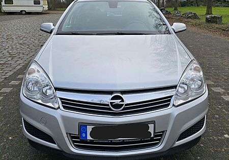 Opel Astra 1.7 CDTI Caravan DPF Edition