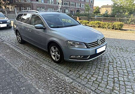 VW Passat Variant Volkswagen 2.0 TDI BlueMotion Technology Trendline