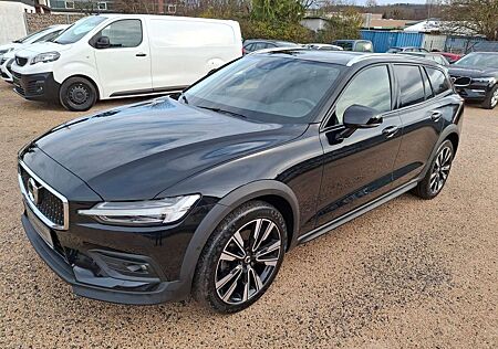 Volvo V60 Cross Country Pro AWD,Leder,Panorama,23521€N