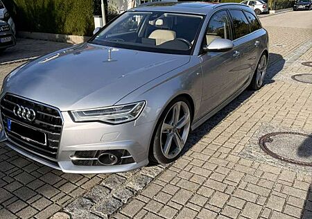 Audi A6 Avant 3.0 TDI quattro tiptronic