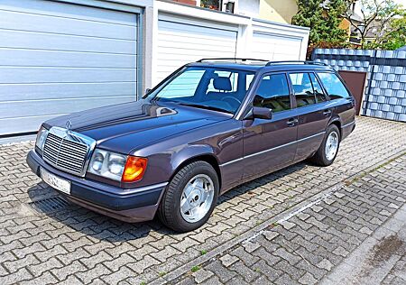 Mercedes-Benz E 200 200 TE