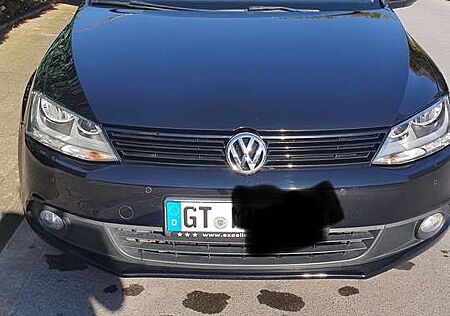 VW Jetta Volkswagen 1.6 TDI Match