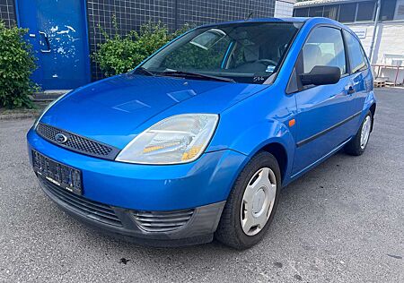 Ford Fiesta 1.3 Klimaanlage Servolenkung Radio