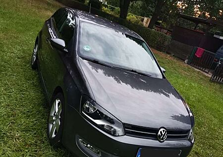 VW Polo Volkswagen 1.4 Allwetterreifen Soundsystem Tempomat
