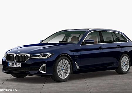 BMW 530 e Touring Head-Up HiFi DAB WLAN Pano.Dach