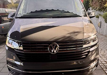 Volkswagen T6.1 Multivan Multivan Exclusive 4MOTION