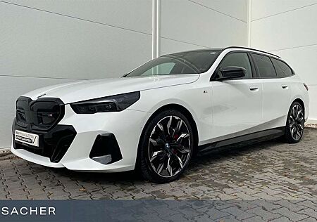 BMW i5 Tou M60 xDrive M Sport PRO,DAPro.AHK,B&W