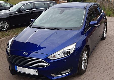 Ford Focus 1.0 EcoBoost Start-Stopp-System Titanium