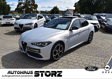 Alfa Romeo Giulia Competizione Q4 LUNARE|MATT|SCHIEBEDACH