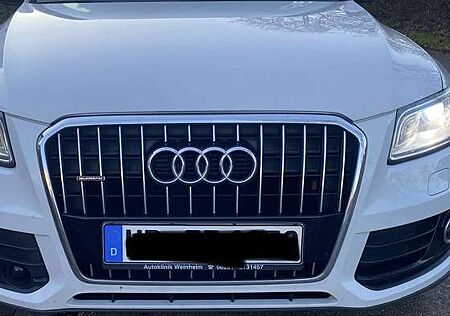 Audi Q5 3.0 TDI (clean diesel) quattro S tronic