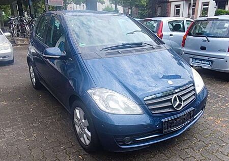 Mercedes-Benz A 180 BlueEFFICIENCY