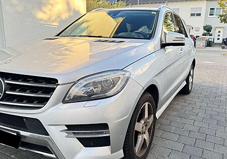 Mercedes-Benz ML 350 BlueTEC 4MATIC 7G-TRONIC