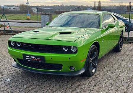 Dodge Challenger V8 R/T 377PS LPG