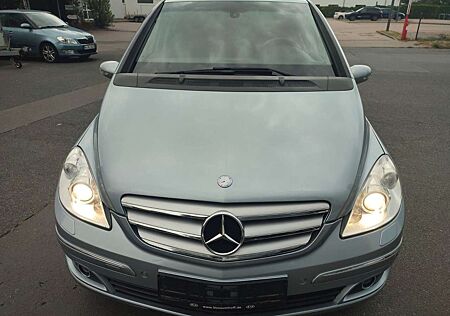 Mercedes-Benz B 200 B -Klasse Avantgarde Klima, Navi