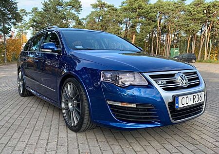 VW Passat Volkswagen V6 FSI 4Motion DSG R36