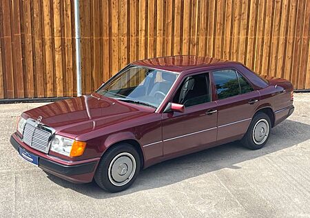 Mercedes-Benz E 200 W124 200E aus Familienhand, 1a gepflegt!