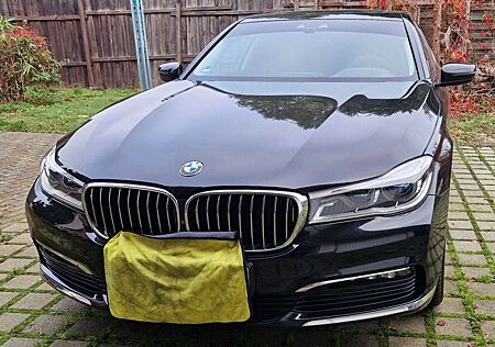 BMW 740i 740