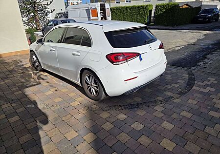 Mercedes-Benz A 180 7G-DCT