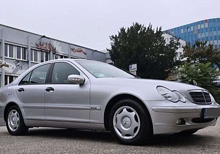 Mercedes-Benz C 180 C-Klasse Kompressor Classic