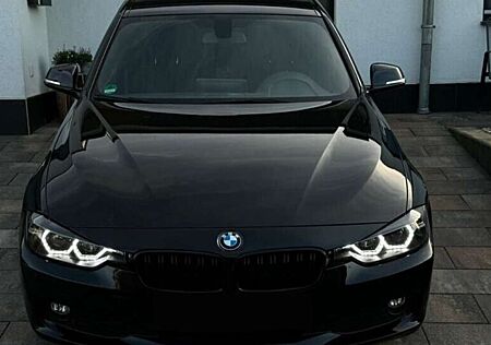 BMW 320i 320 Aut. Sport Line