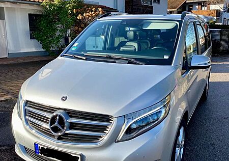 Mercedes-Benz V 250 (BlueTEC) d lang 4Matic 7G-TRONICAvantgarde