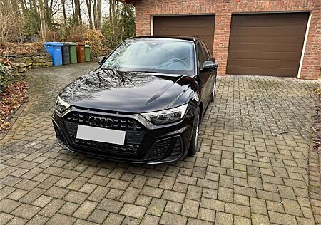 Audi A1 40 TFSI Sportback S tronic S line