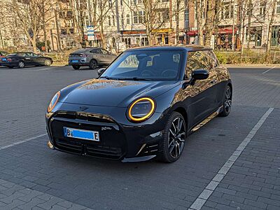 MINI Cooper SE Mini Cooper SE John Cooper Works Trim