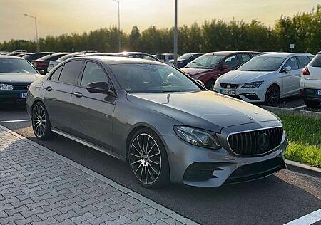 Mercedes-Benz E 350 d AMG/Pano/Burmester/LED/Luftfederung