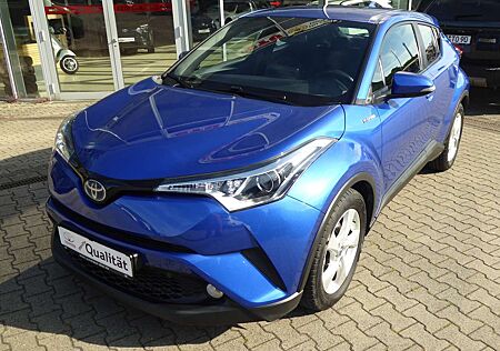 Toyota C-HR Hybrid Flow + Navi