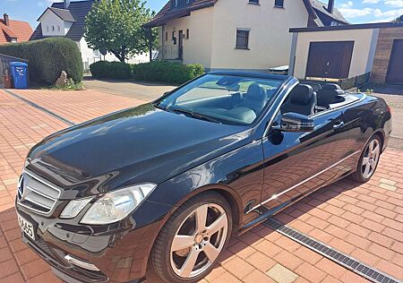 Mercedes-Benz E 250 Cabrio BlueEFFICIENCY 7G-TRONICElegance