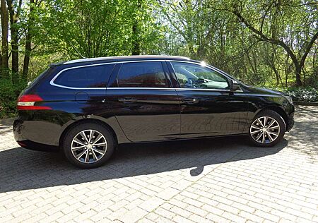 Peugeot 308 SW Allure 1.6 BlueHDi 120 Stop&Start