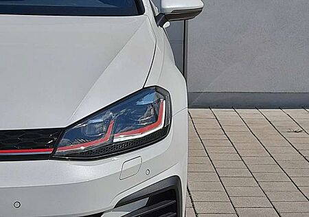 VW Golf Volkswagen 7 Lim. GTI DSG/LED/Pano/Kam/DigiC/DynAud