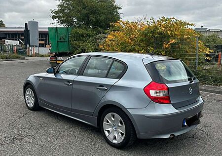 BMW 116i 116 *TÜV NEU* SCHECKHEFT / 6 GANG