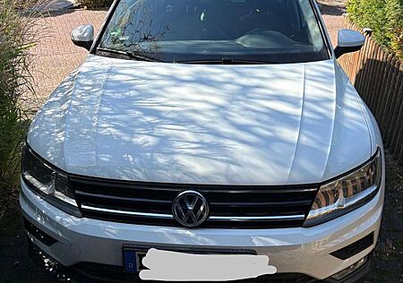 VW Tiguan Volkswagen 2.0 TDI SCR 4Motion BlueMotion Comfortline