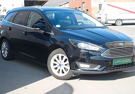 Ford Focus Turnier Titanium*NAVI*KAMERA*LEDER*SHZ*BFS