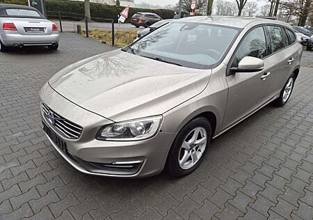 Volvo V60 D4