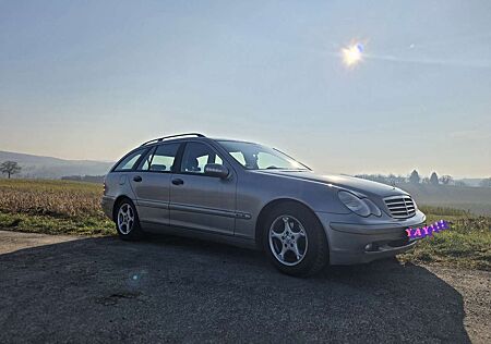 Mercedes-Benz C 200 T Kompressor (203.242)