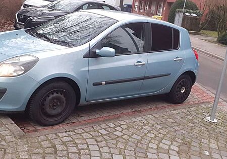 Renault Clio 1.2 16V 75 Dynamique
