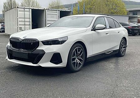 BMW i5 eDrive40 Limousine M Sportpaket