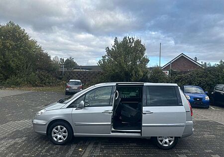 Peugeot 807 Allure*EL-TÜR*7 SITZE*XENON*NAVI*MFL**1 HAND