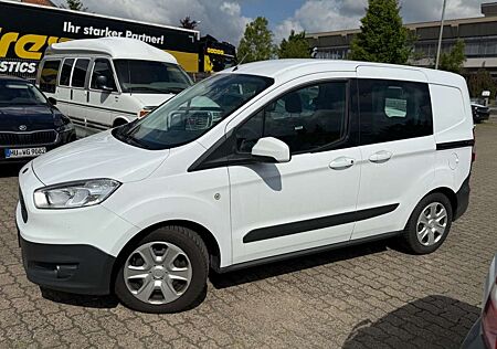 Ford Transit Courier Kombi Trend