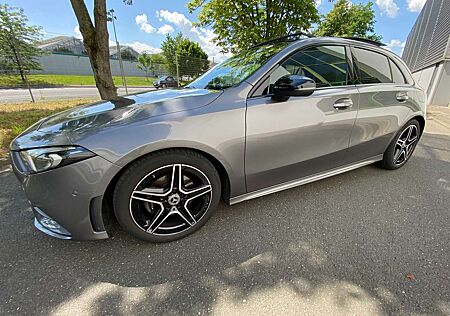 Mercedes-Benz A 200 AMG-Line-Night Paket-Panorama-fast Vollausstattung